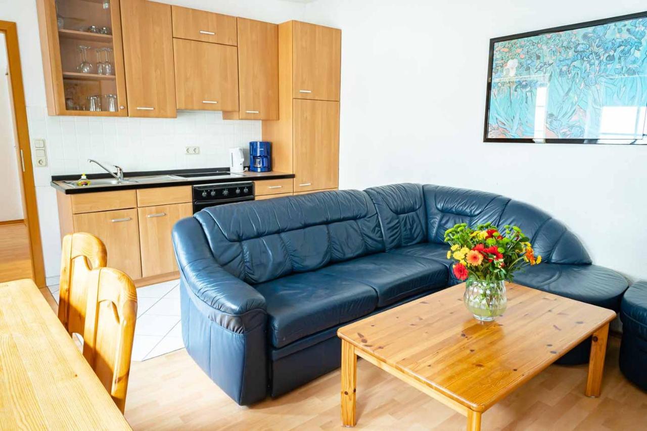 Apartmenthaus Chrischanshof Rostock Esterno foto