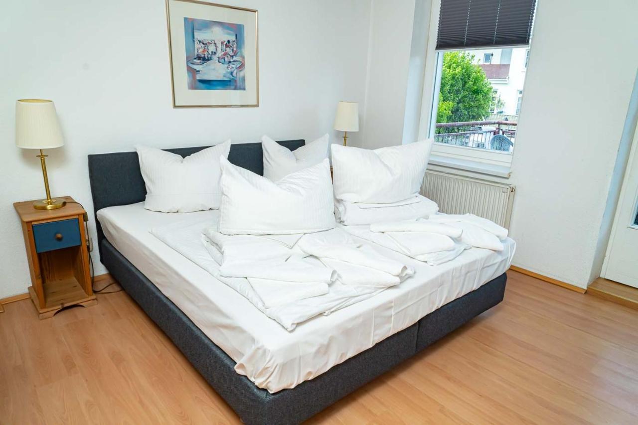 Apartmenthaus Chrischanshof Rostock Esterno foto