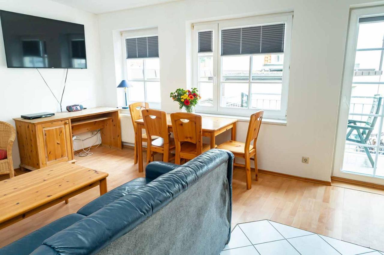 Apartmenthaus Chrischanshof Rostock Esterno foto